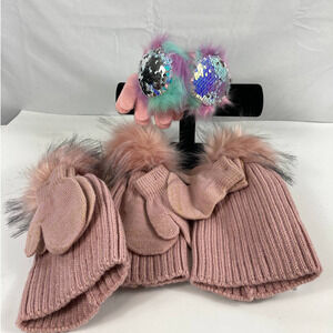 NWT Curls & Pearls Couture Toddler Beanie and mitten set of 4